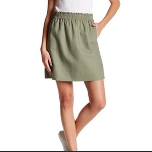 J Crew “sidewalk” skirt in khaki green sz 14